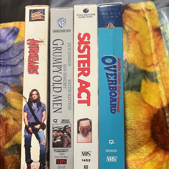 Other - VHS bundle #17
